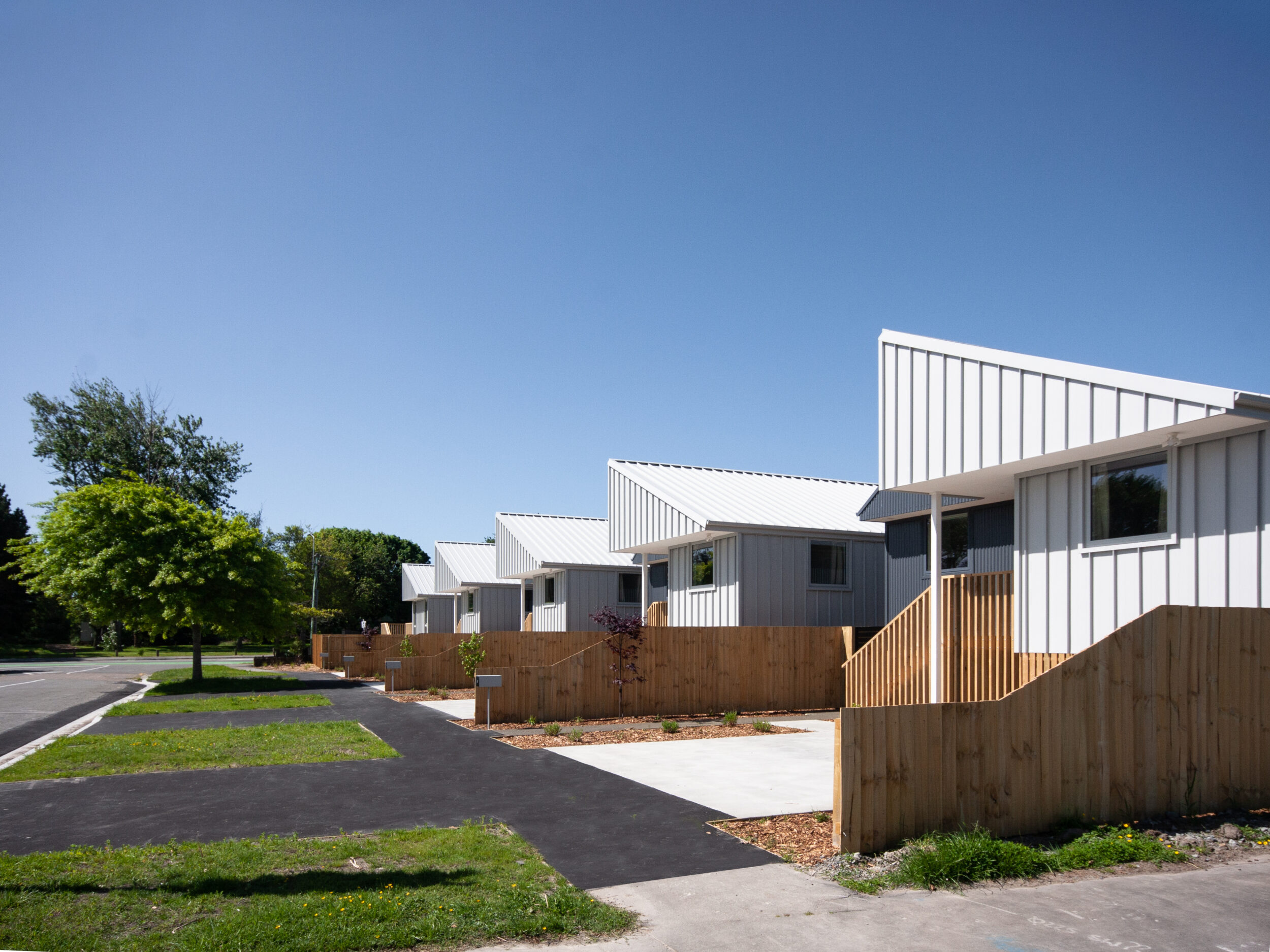 Travis Rd - 5x three bedroom homes